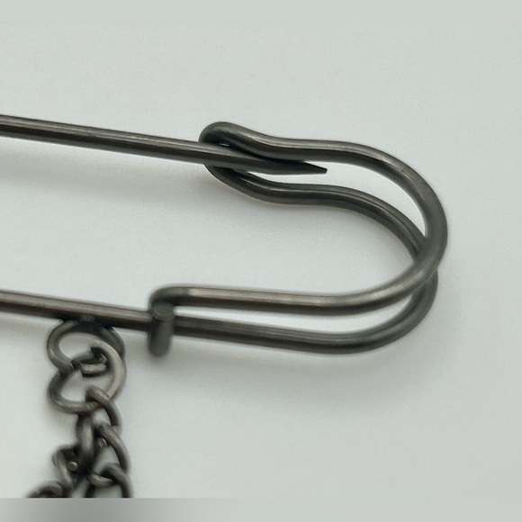 Large Black Metal Safety Pin Brooch with Hanging Chains - Picture 5 of 10